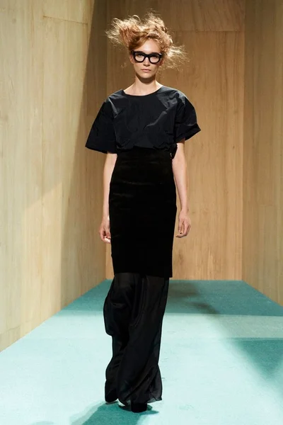 Look 14